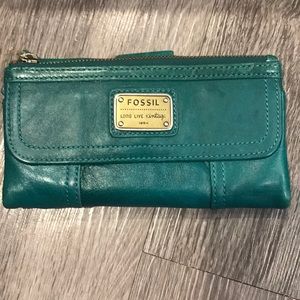 Fossil wallet